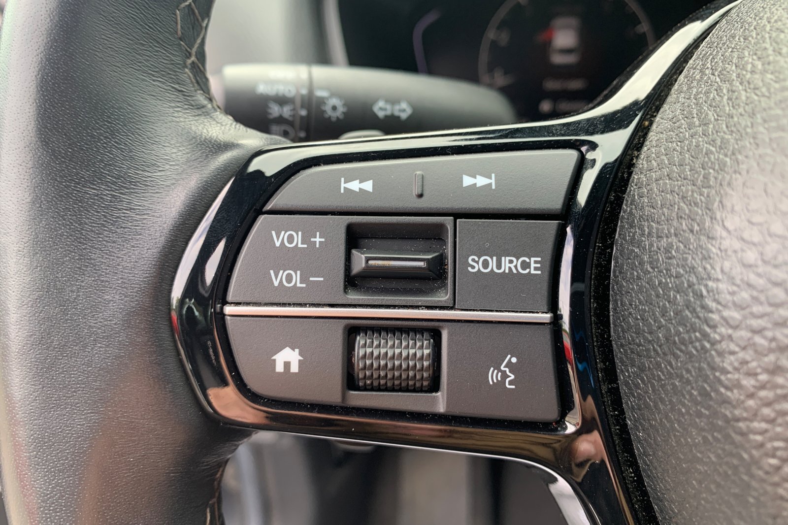 Certified Used 2025  Honda Sport image 26