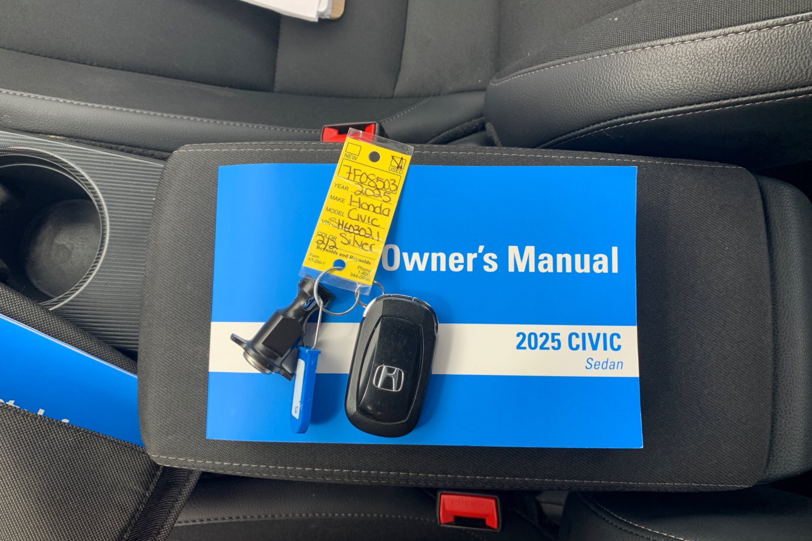 Certified Used 2025  Honda Sport image 9