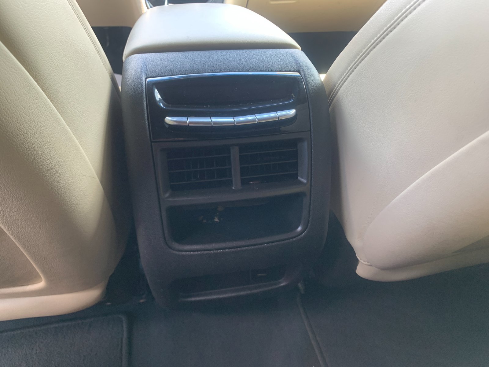Used 2017 White Cadillac Premium Luxury image 16
