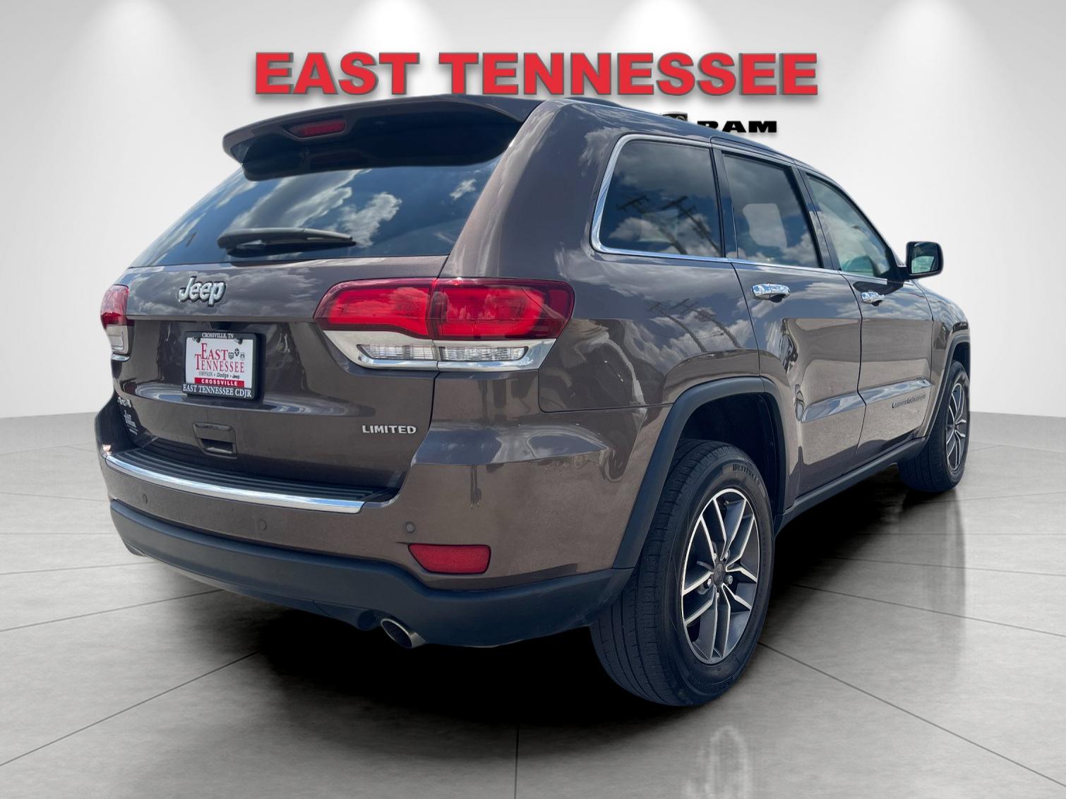 Used 2021 Brown Jeep Limited image 3