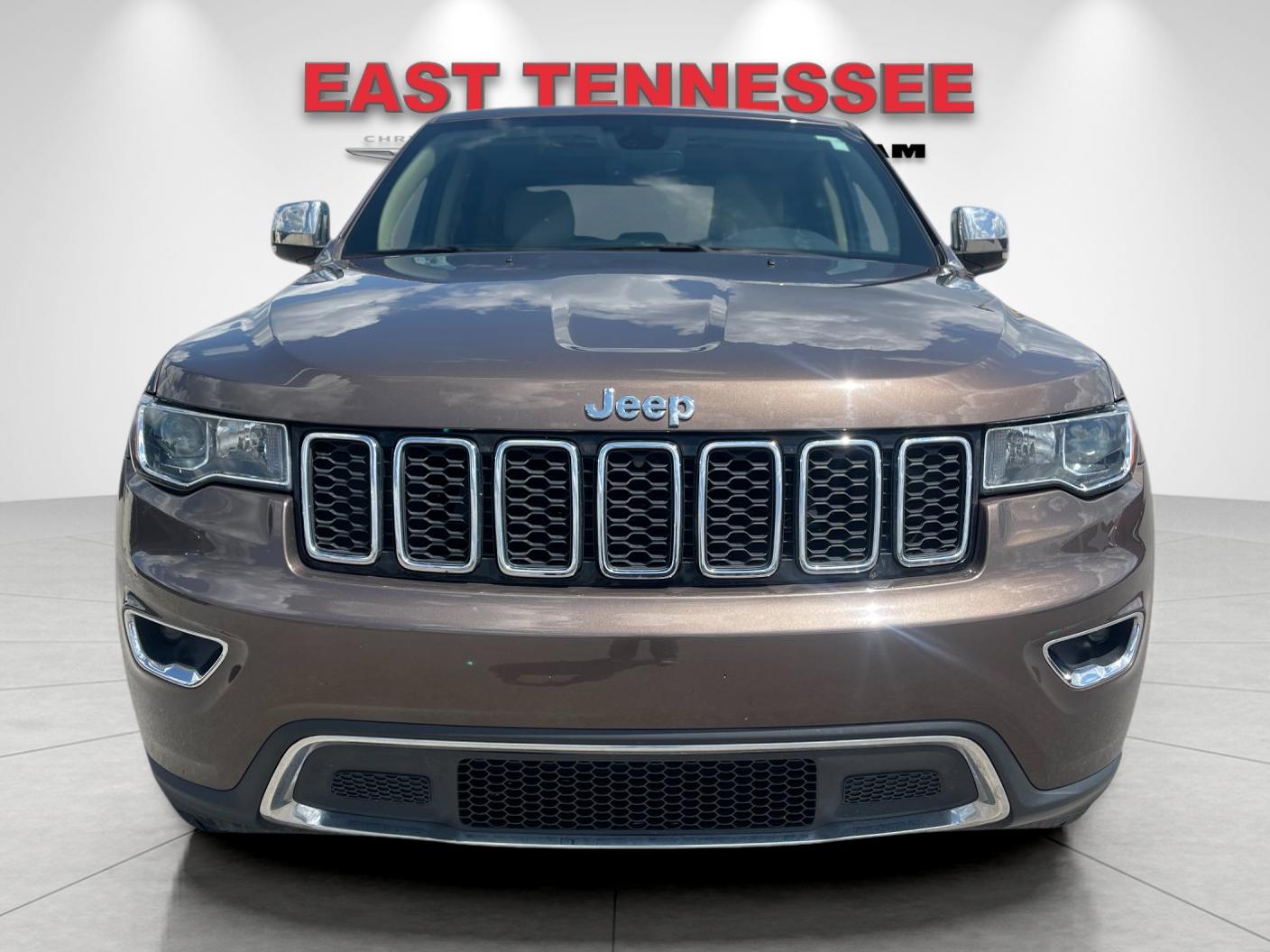 Used 2021 Brown Jeep Limited image 9
