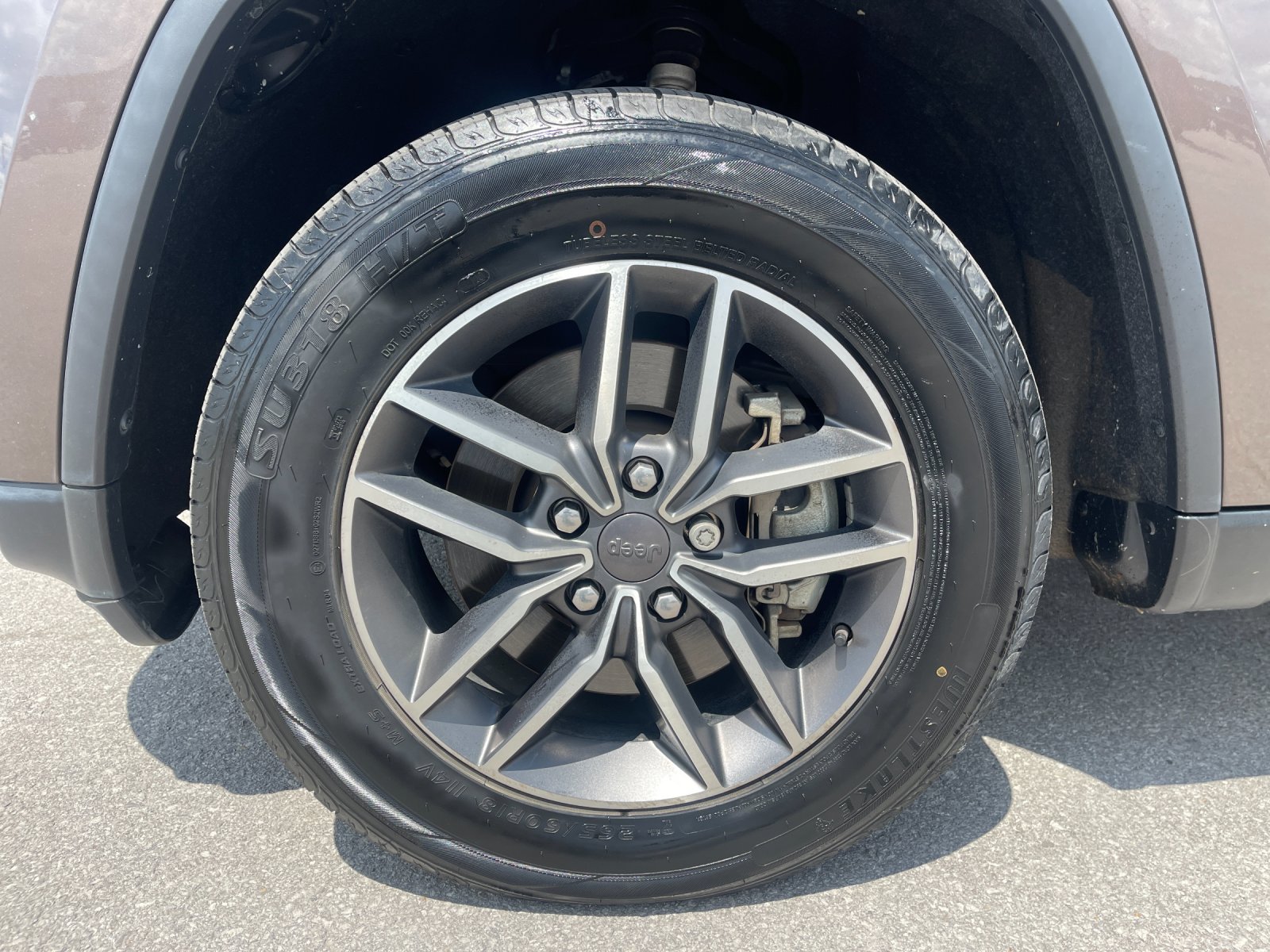 Used 2021 Brown Jeep Limited image 34