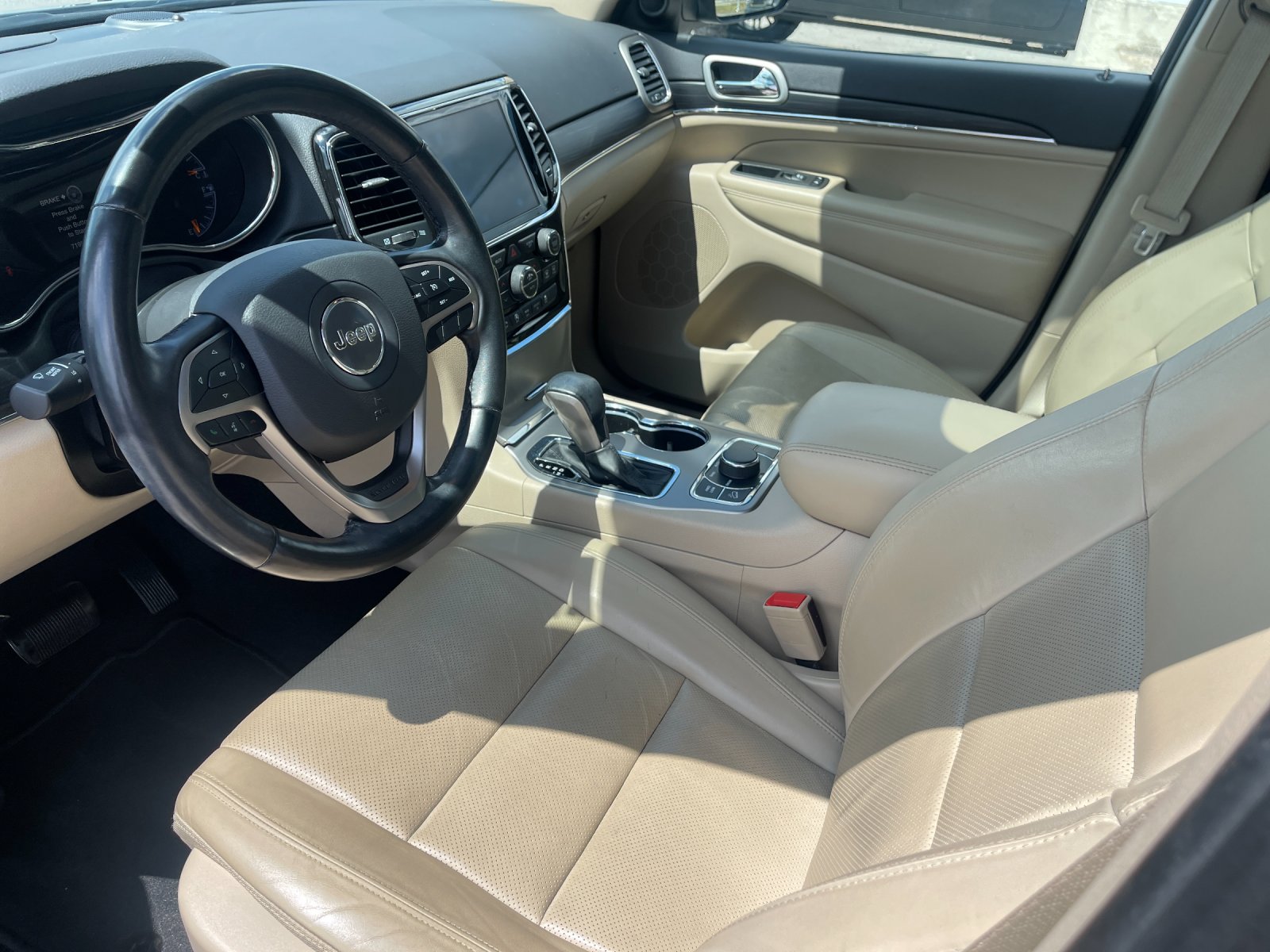 Used 2021 Brown Jeep Limited image 11