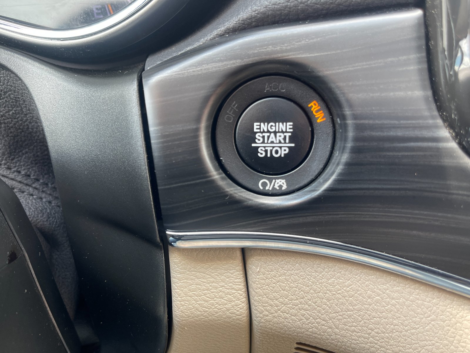 Used 2021 Brown Jeep Limited image 27