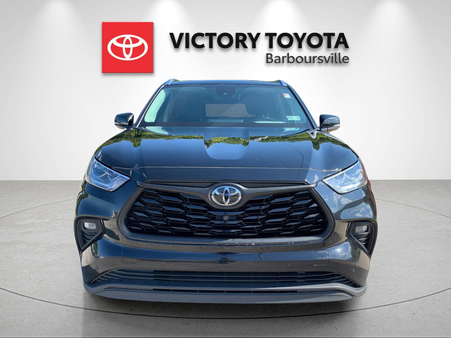 Used 2020 Black Toyota Limited image 8