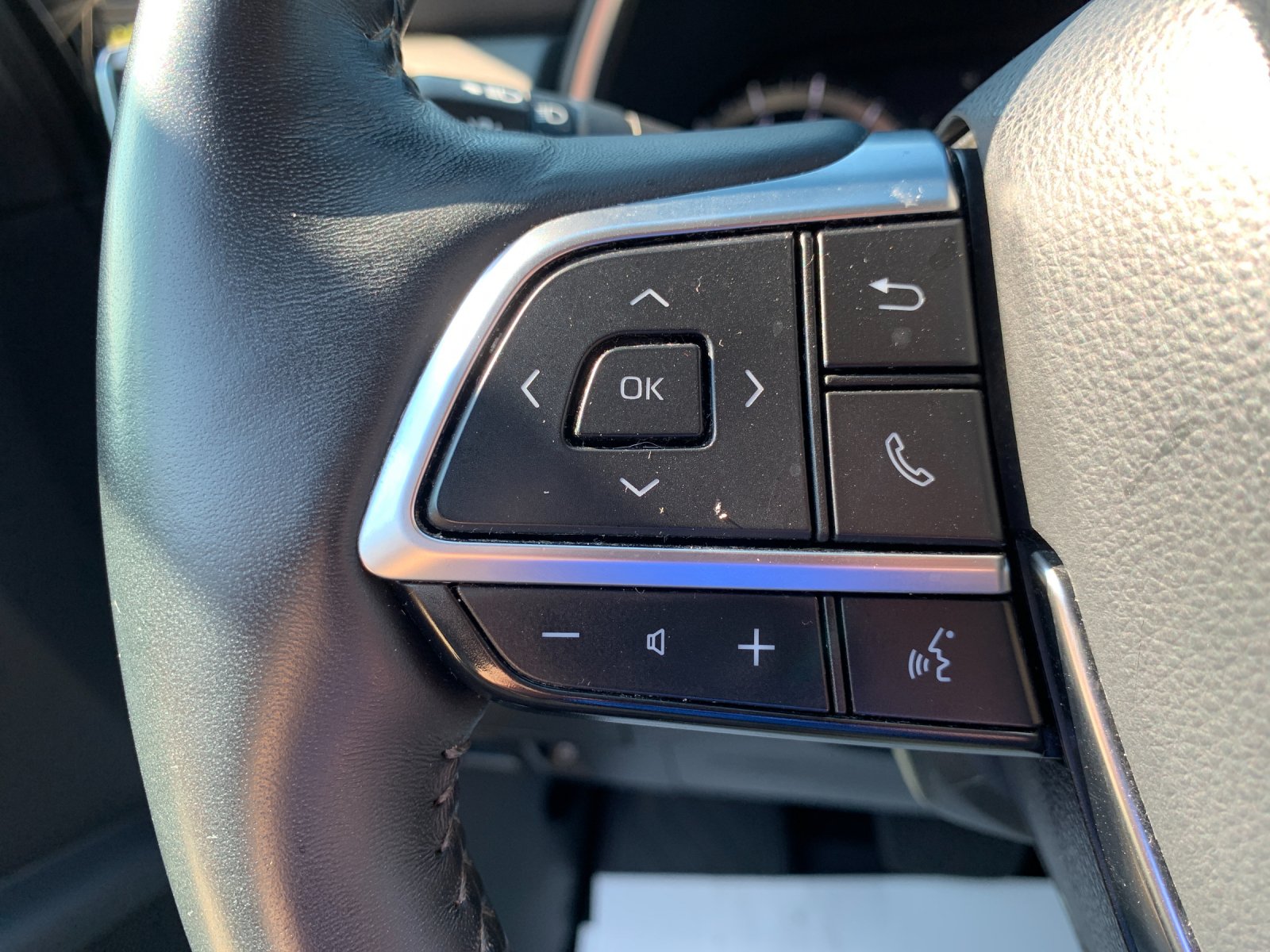Used 2020 Black Toyota Limited image 29