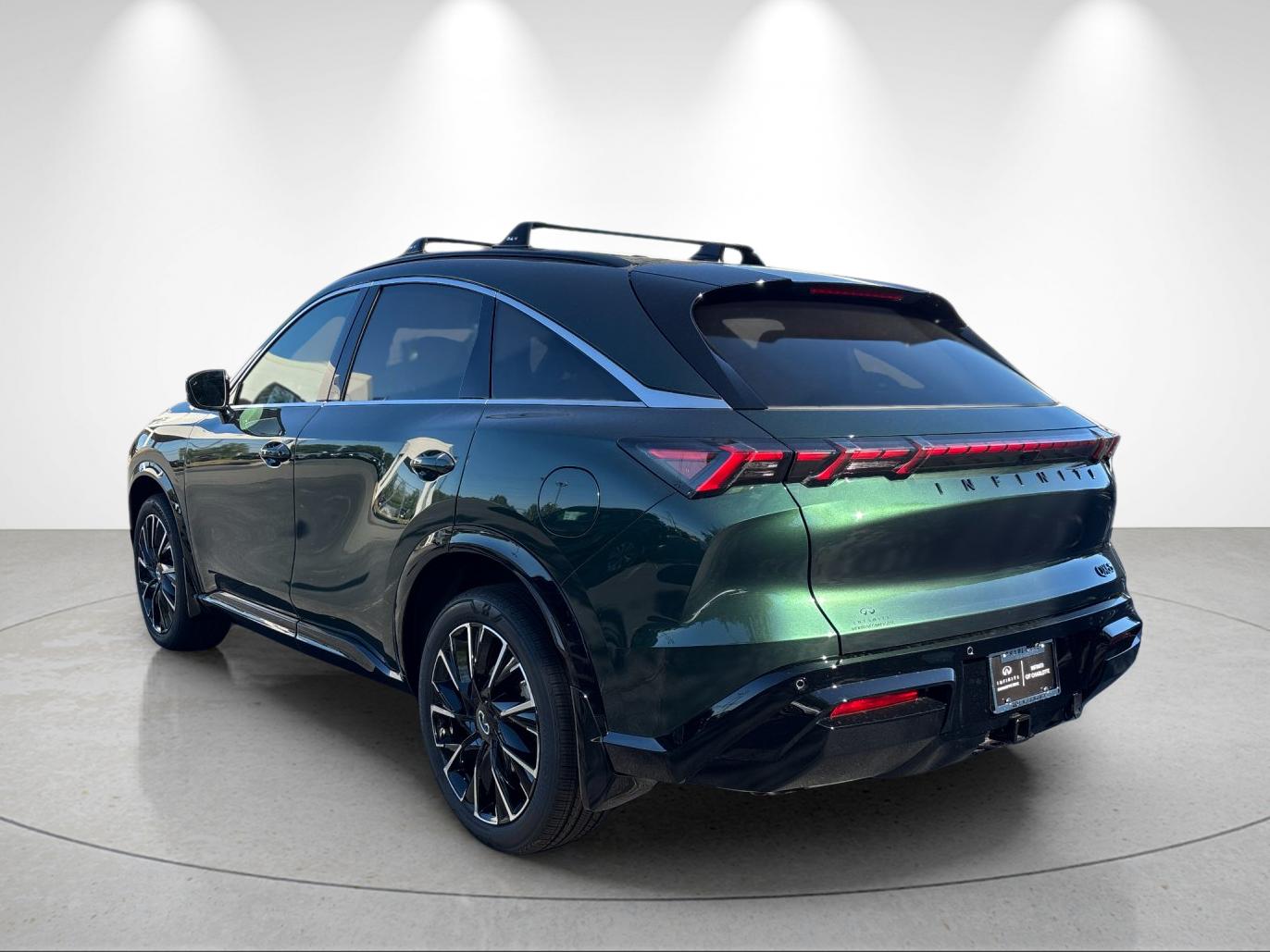 New 2027 DEEP EMERALD INFINITI Autograph AWD image 3