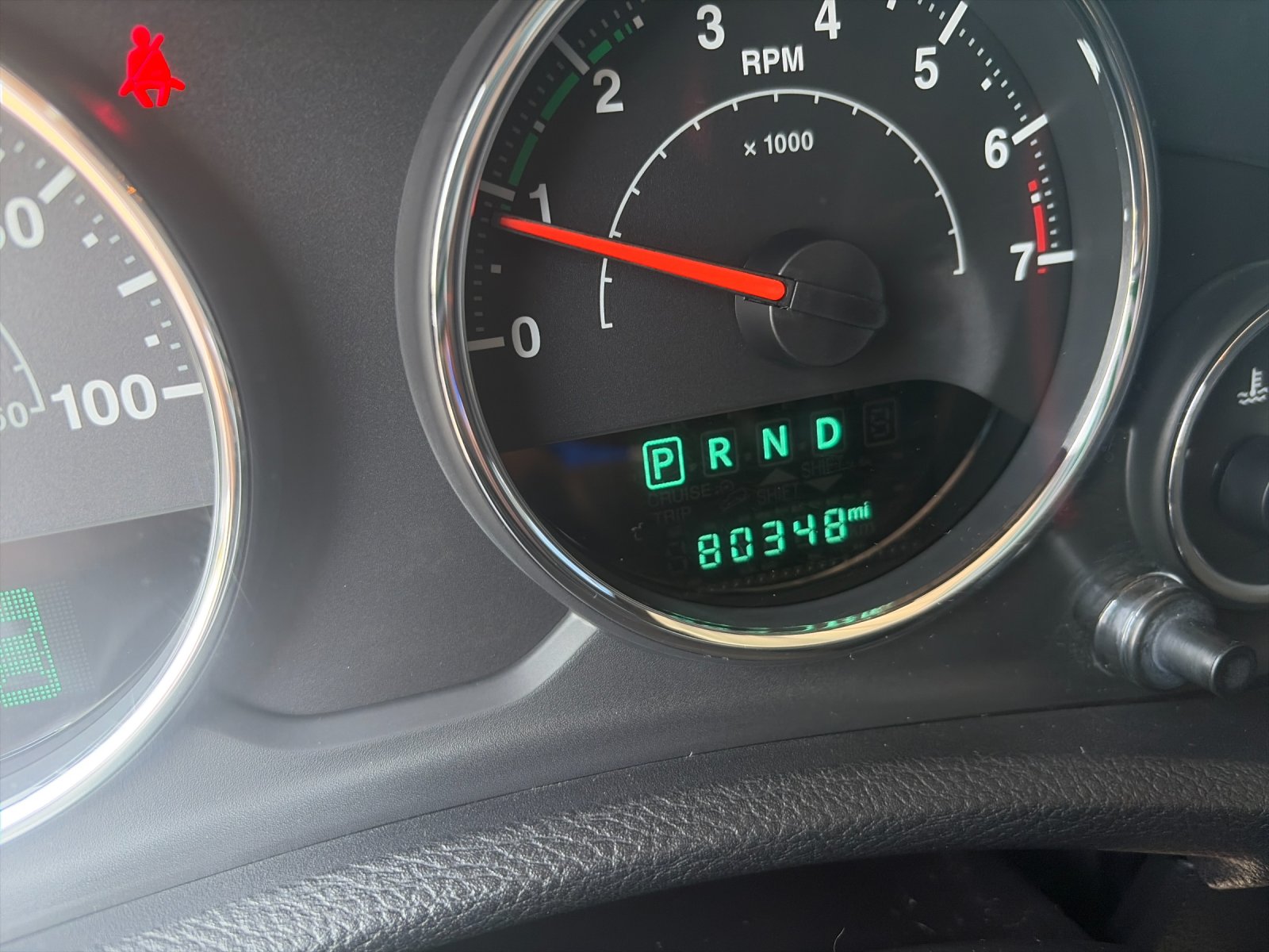 Used 2016 Silver Jeep Unlimited Sport image 30
