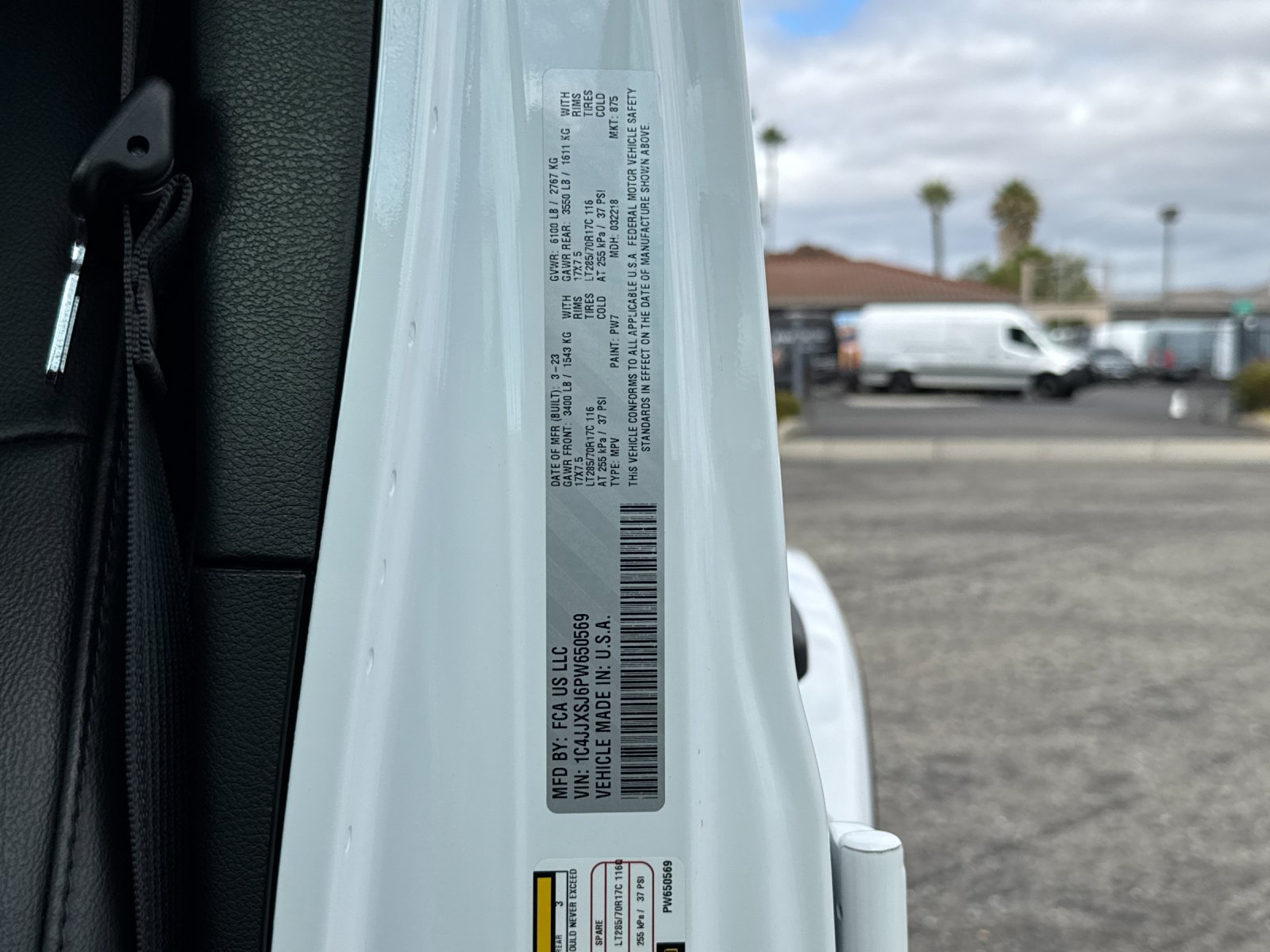 Used 2023 Bright White Clearcoat Jeep Rubicon 392 4D Sport Utility image 33