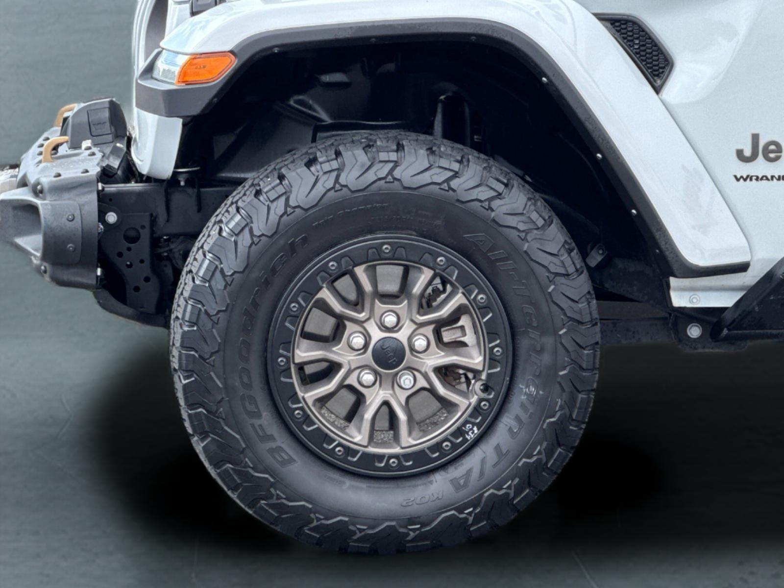 Used 2023 Bright White Clearcoat Jeep Rubicon 392 4D Sport Utility image 31