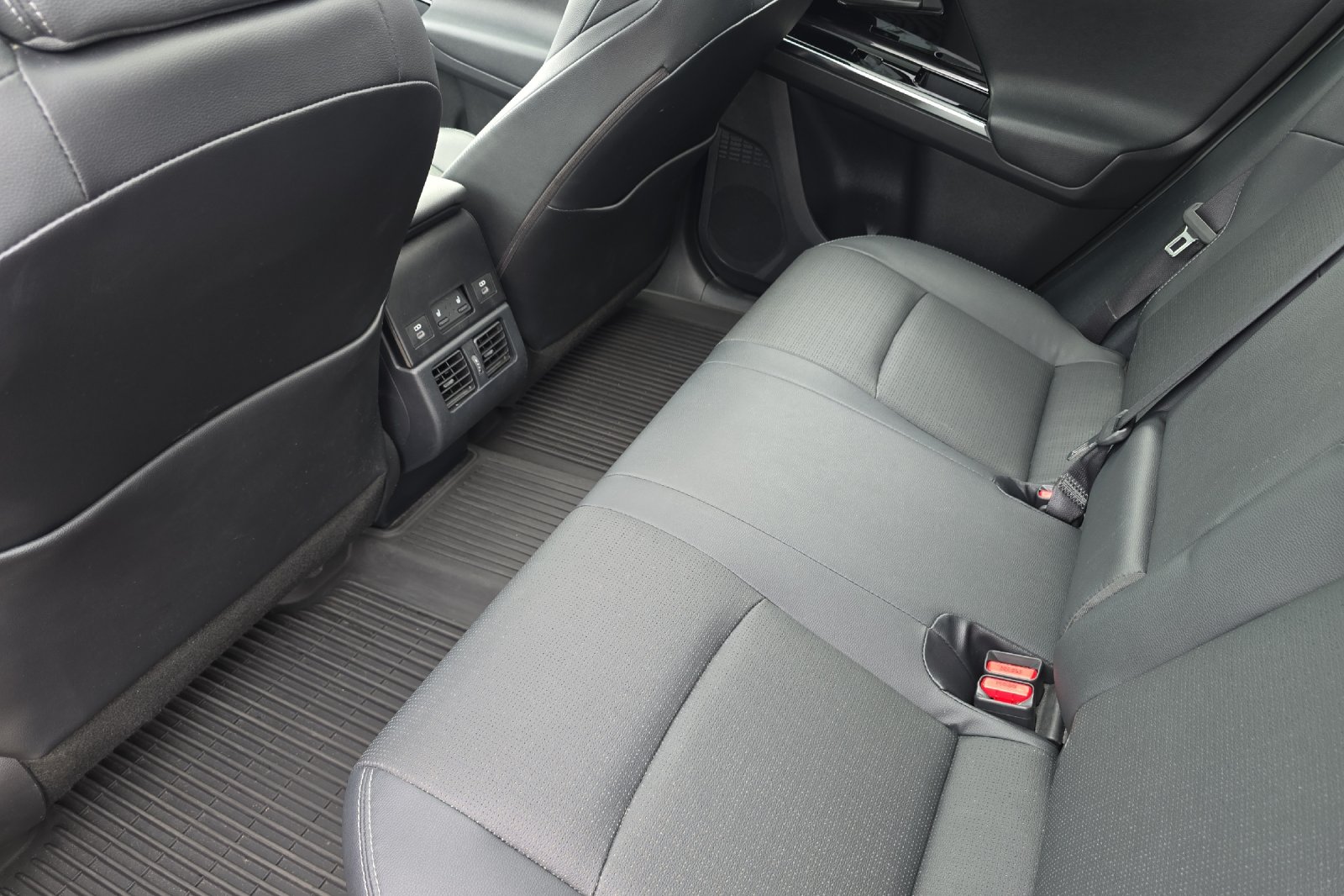 Used 2023 Red Toyota Limited image 9