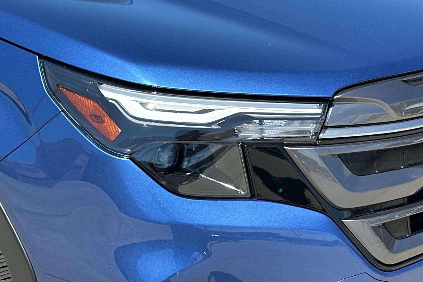 New 2026 Blue Subaru Premium Hybrid image 33