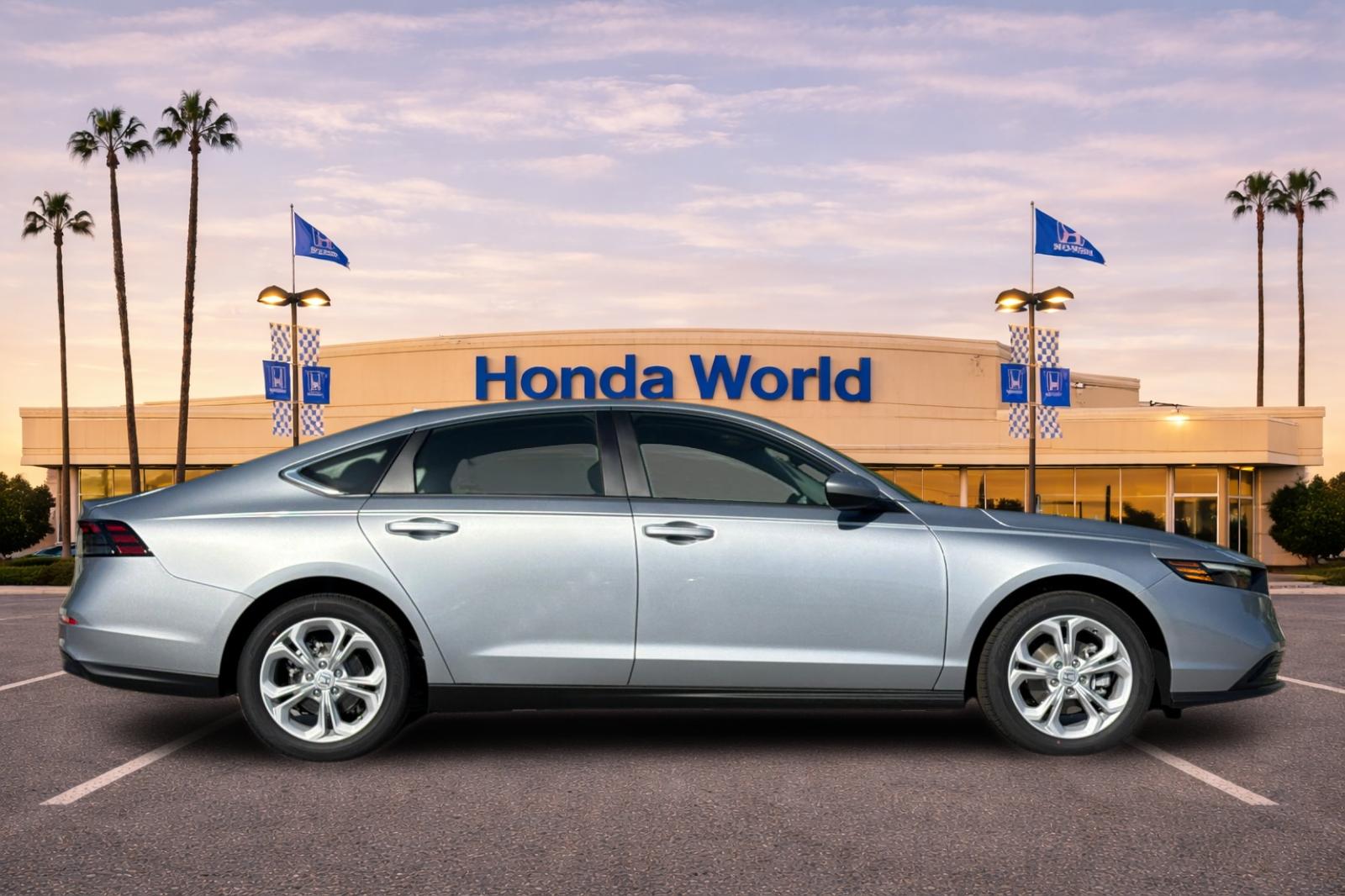 New 2026 Solar Silver Metallic Honda LX image 3