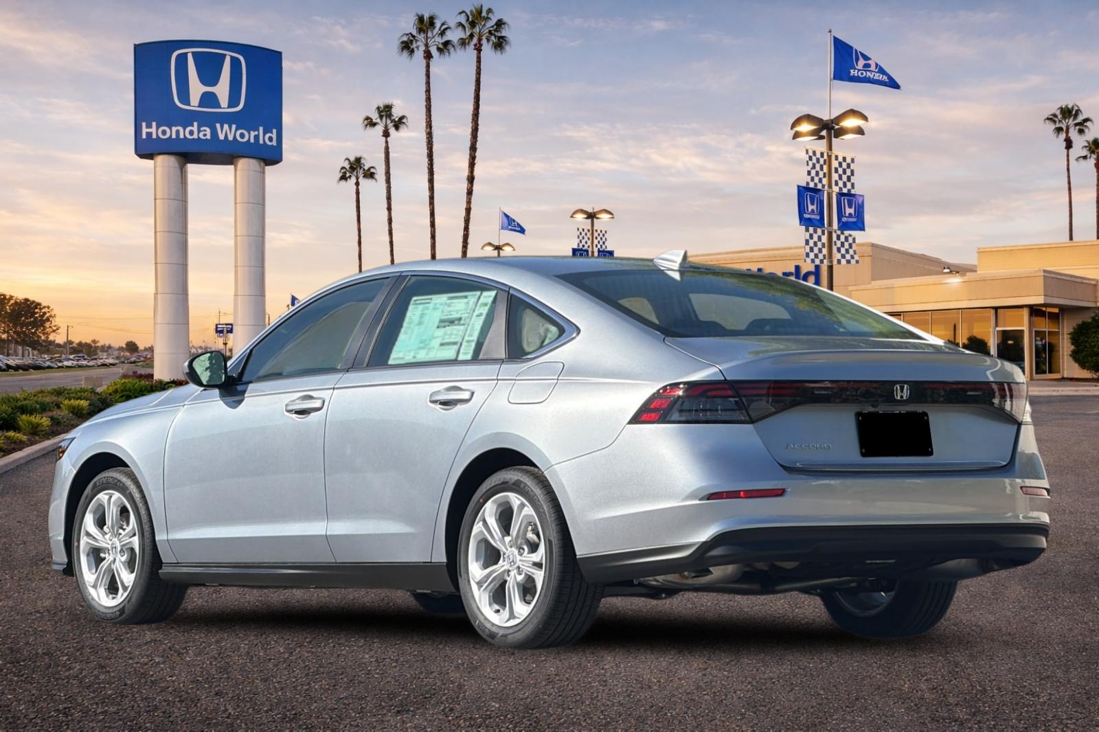 New 2026 Solar Silver Metallic Honda LX image 6