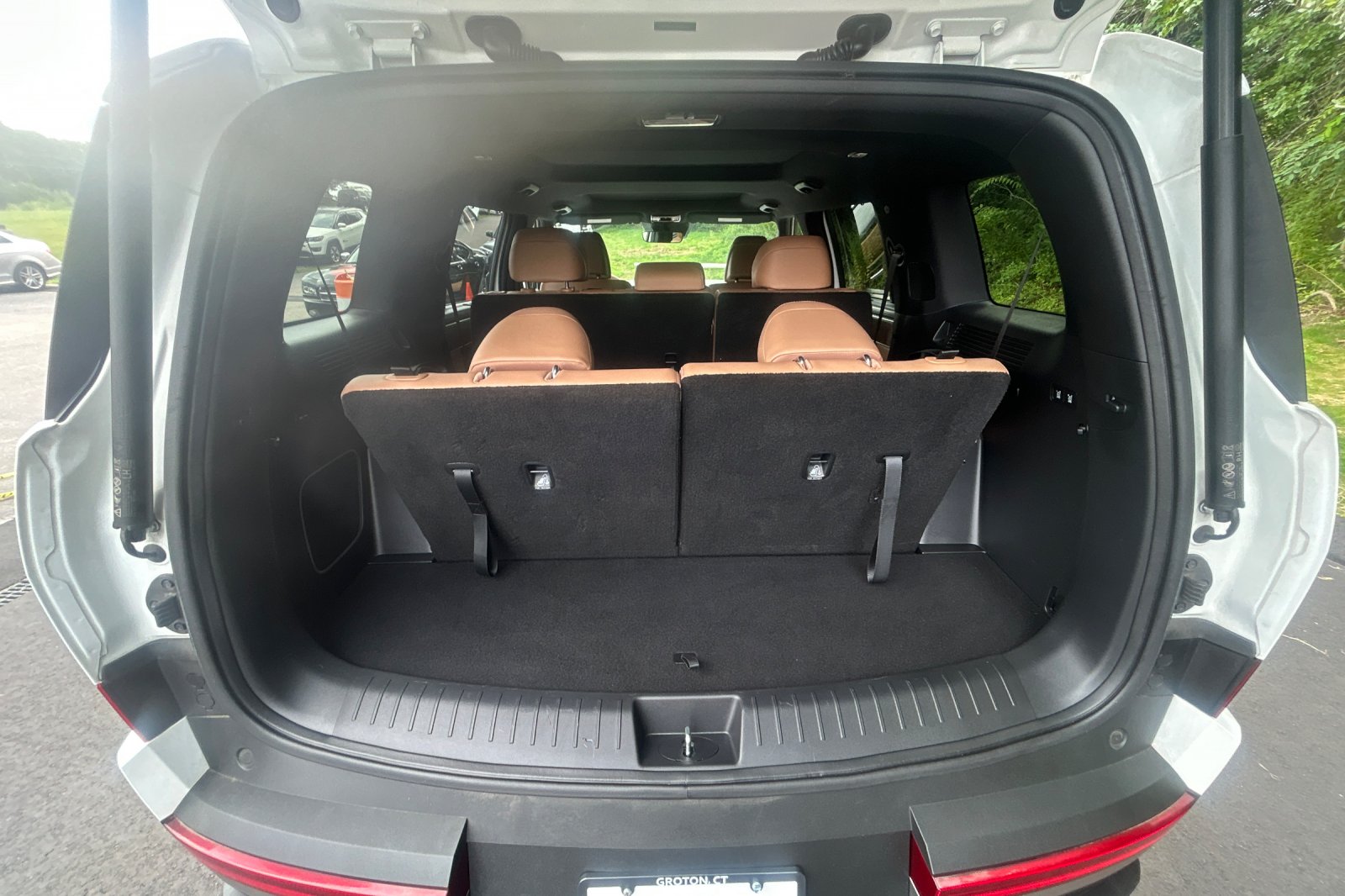 Used 2024 White Hyundai Limited image 16