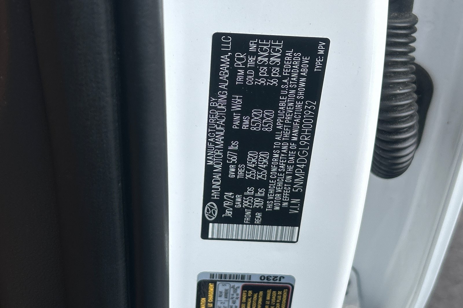 Used 2024 White Hyundai Limited image 31