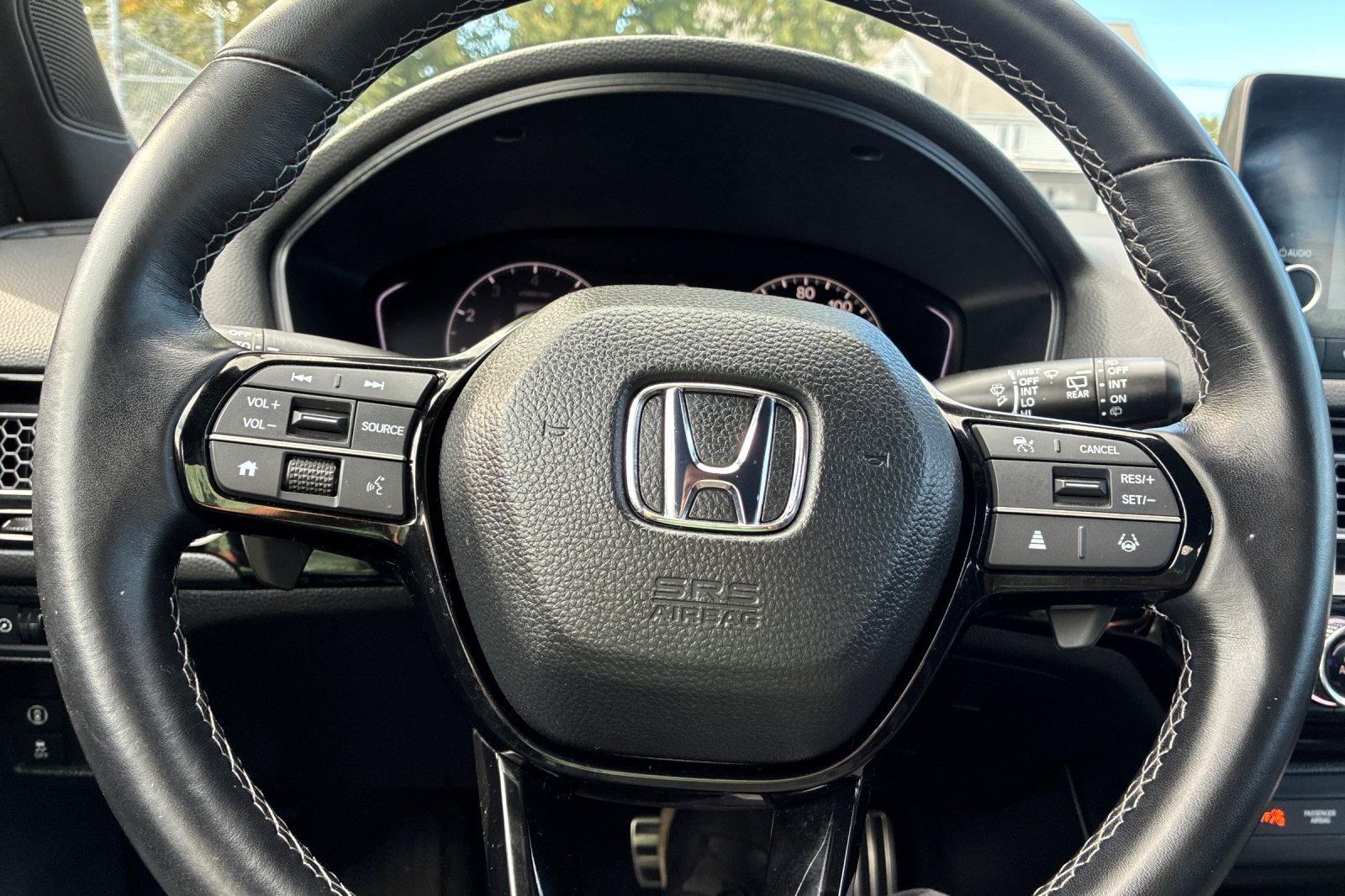 Used 2024 Platinum White Pearl Honda Sport image 22