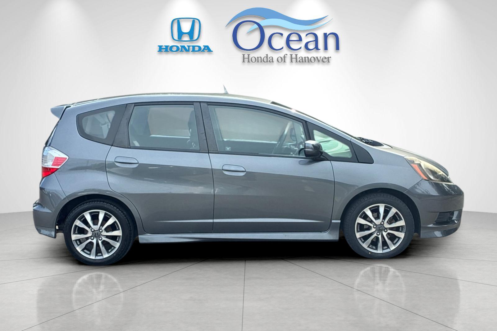 Used 2013 Honda Fit Sport with VIN JHMGE8H5XDC049191 for sale in Hanover, MA
