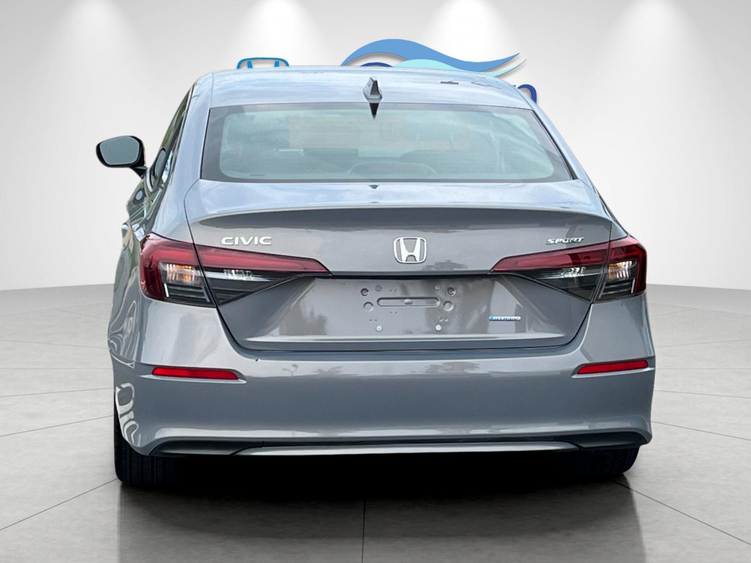 Used 2025 Meteorite Gray Metallic Honda Sport image 4