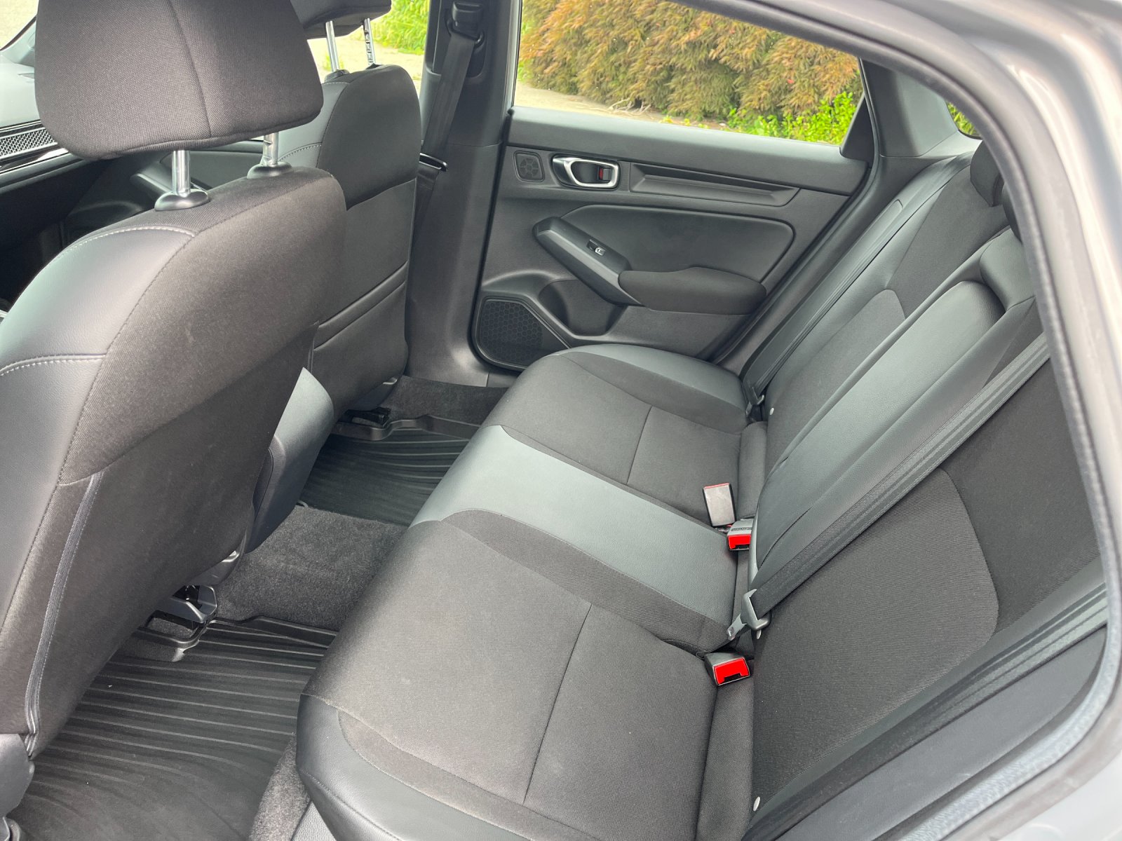 Used 2025 Meteorite Gray Metallic Honda Sport image 13