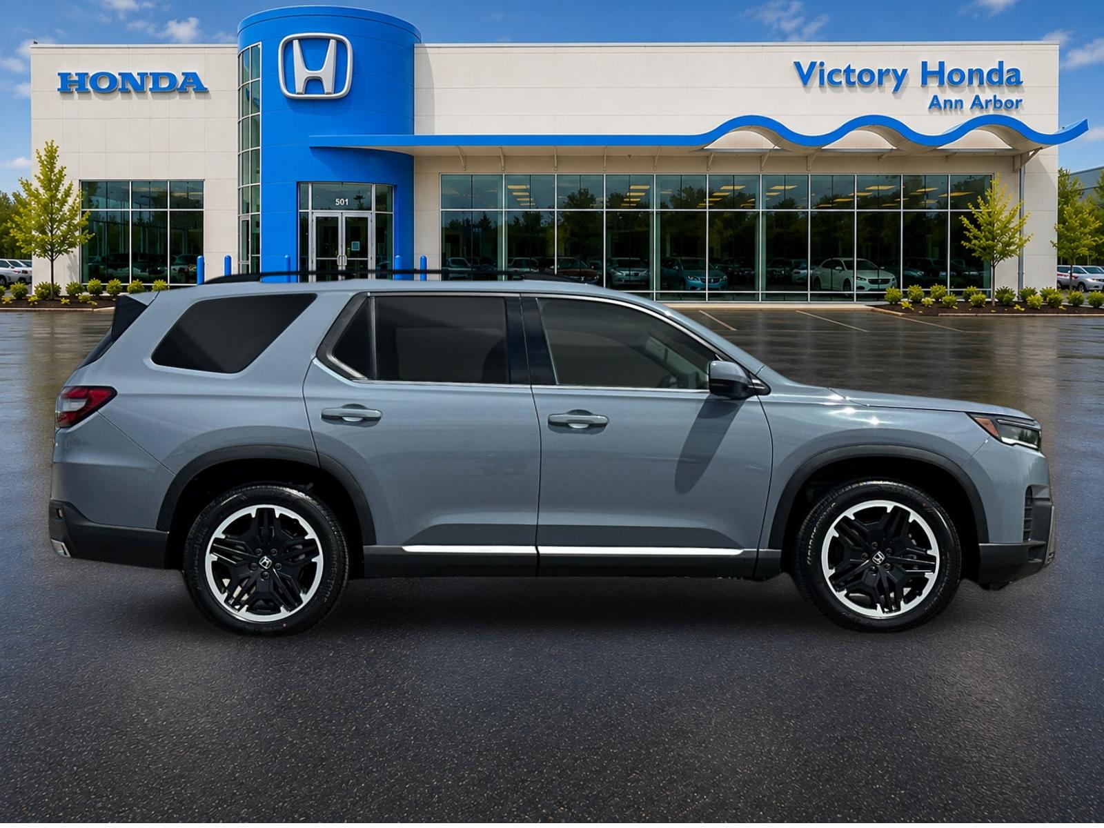New 2026 Sonic Gray Pearl Honda AWD Touring Blackout image 4