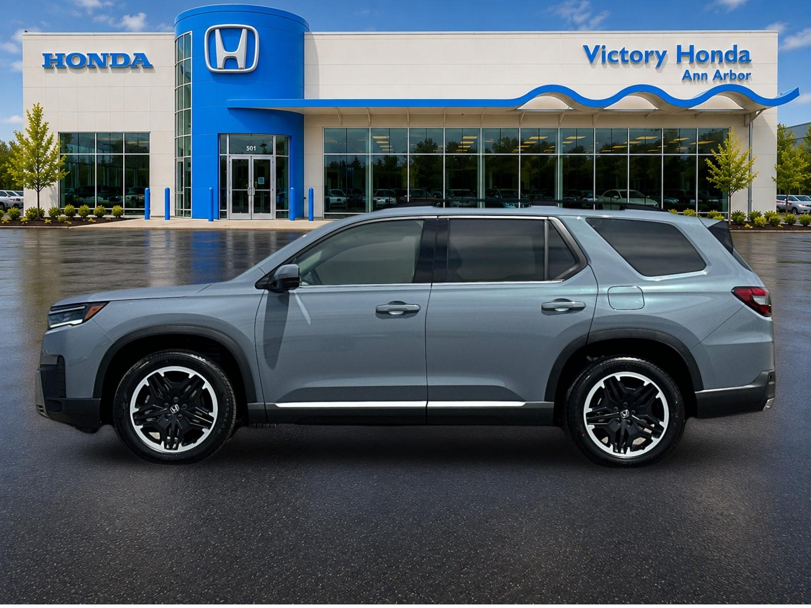 New 2026 Sonic Gray Pearl Honda AWD Touring Blackout image 8