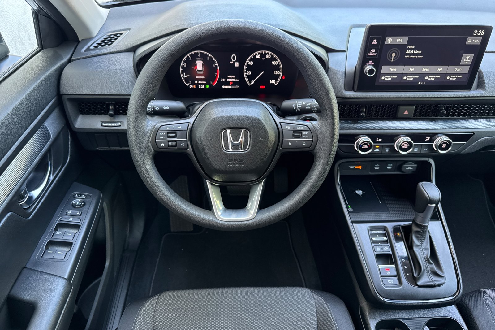 New 2026 Solar Silver Metallic Honda LX image 15