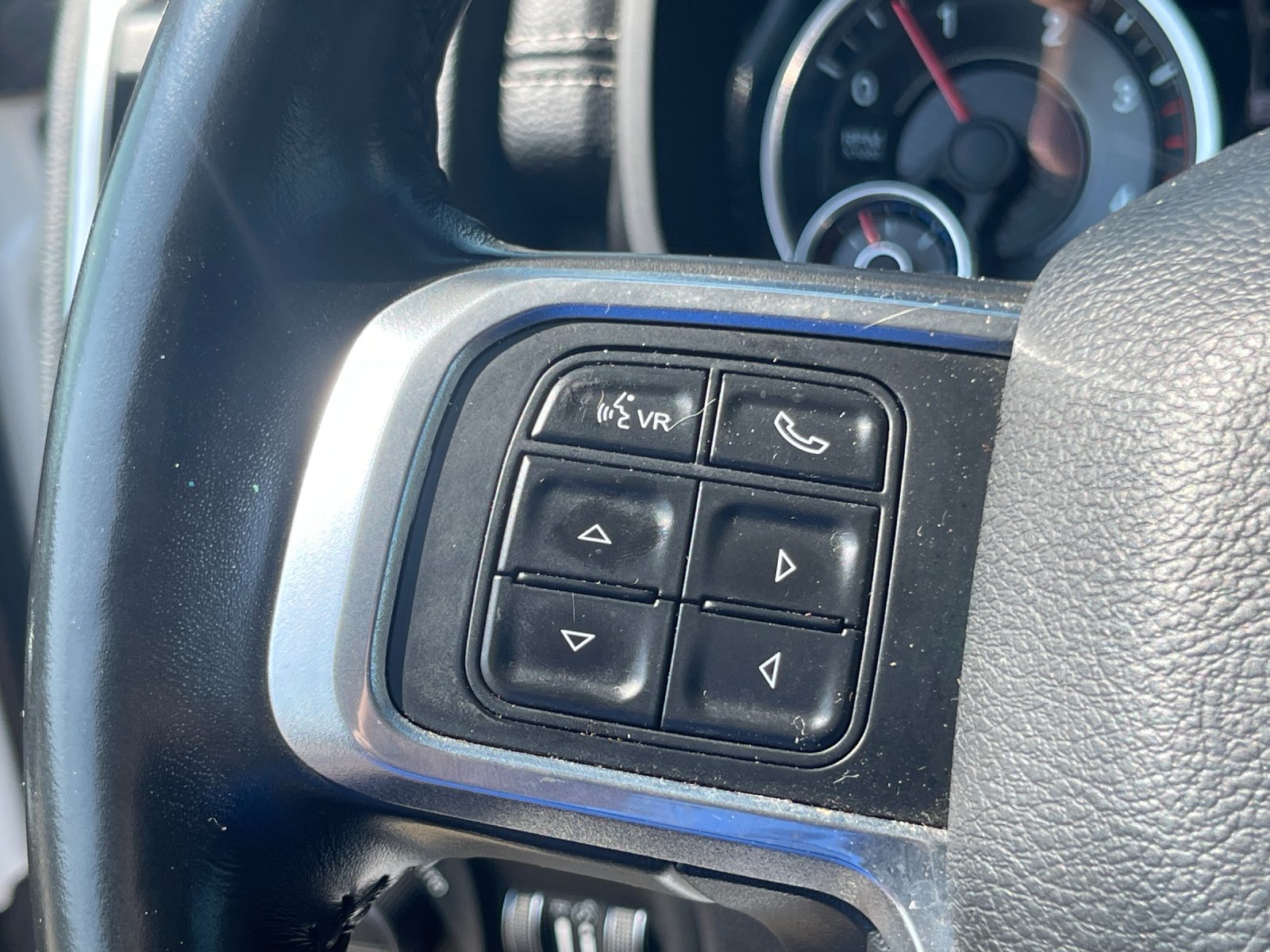 Used 2021 White Ram Laramie image 25