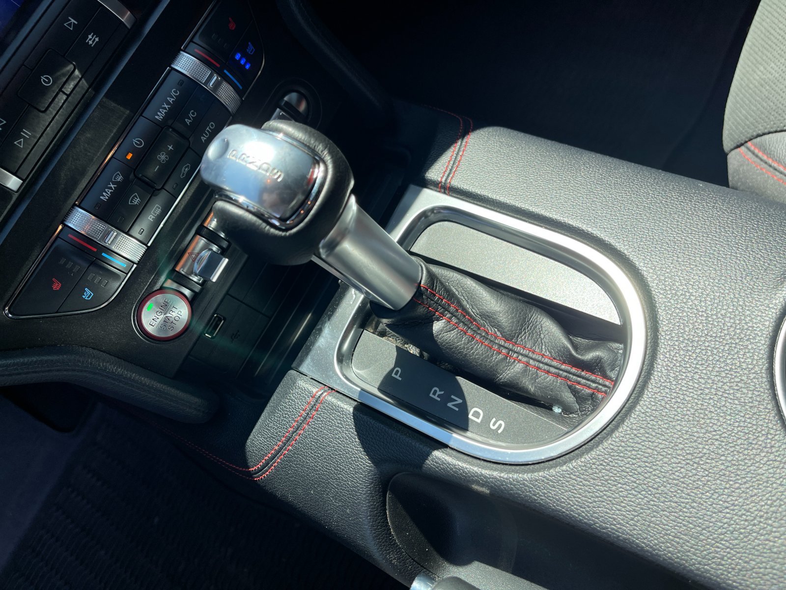 Used 2022 White Ford GT Premium image 10
