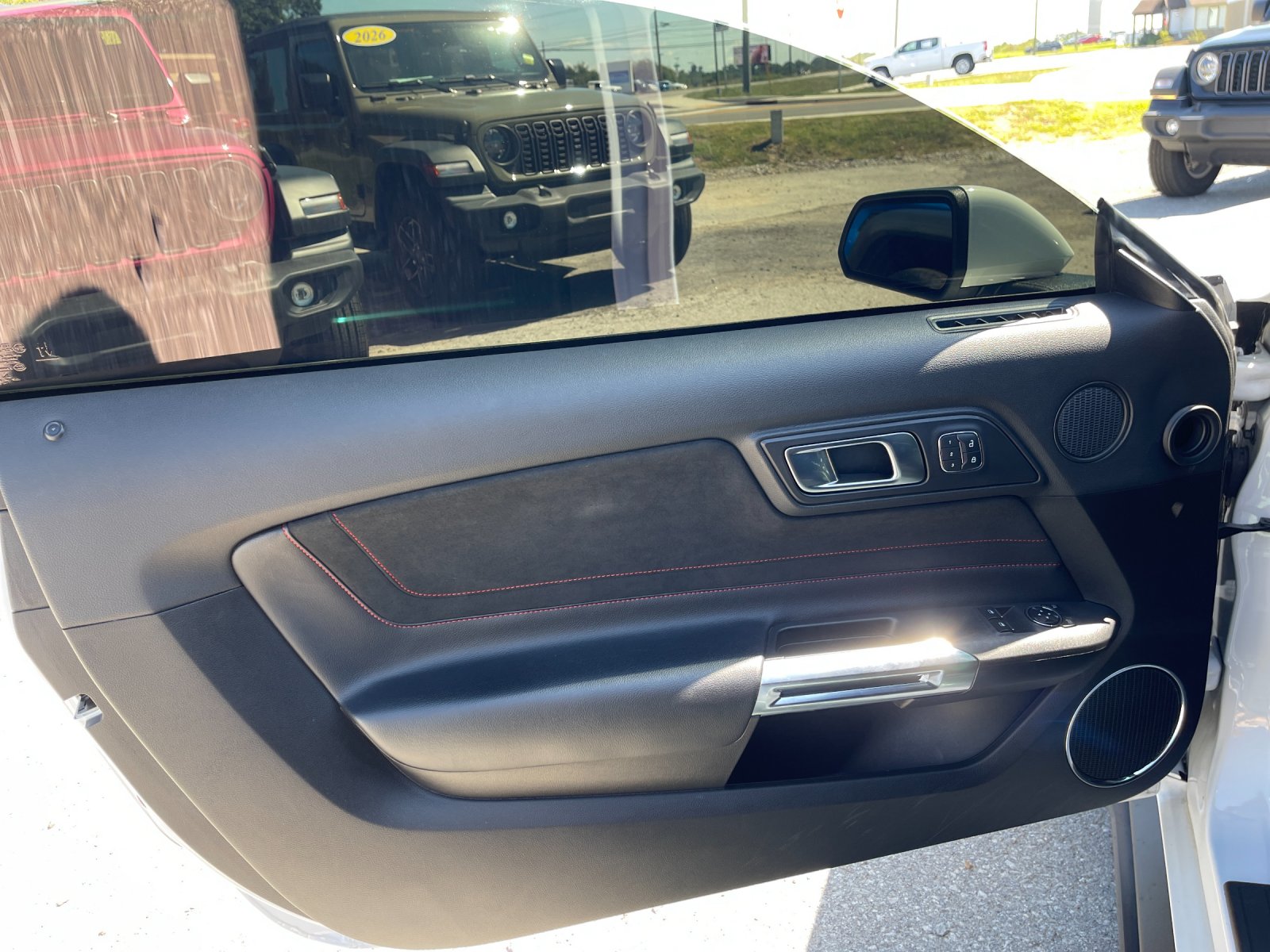 Used 2022 White Ford GT Premium image 12