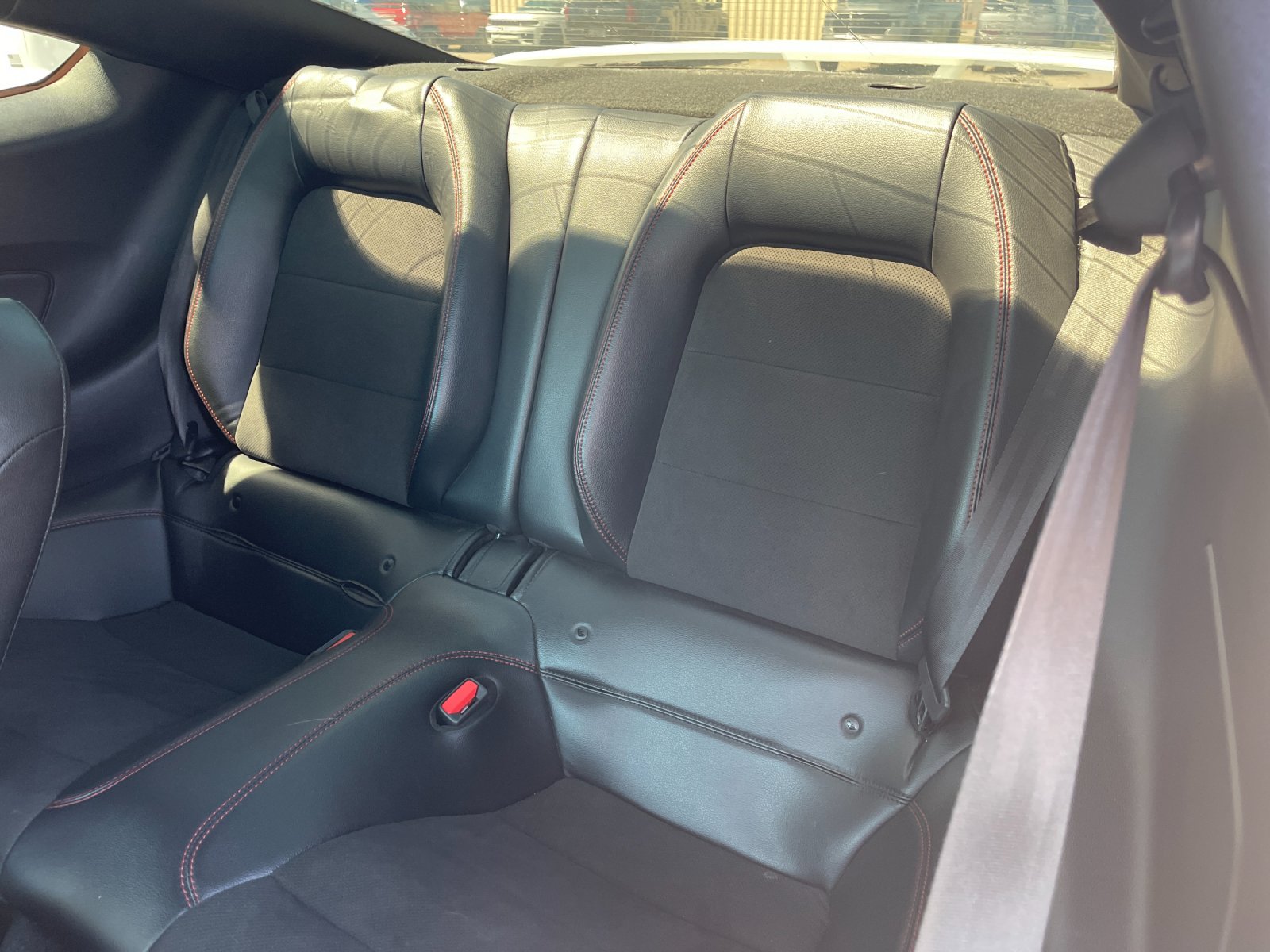 Used 2022 White Ford GT Premium image 14