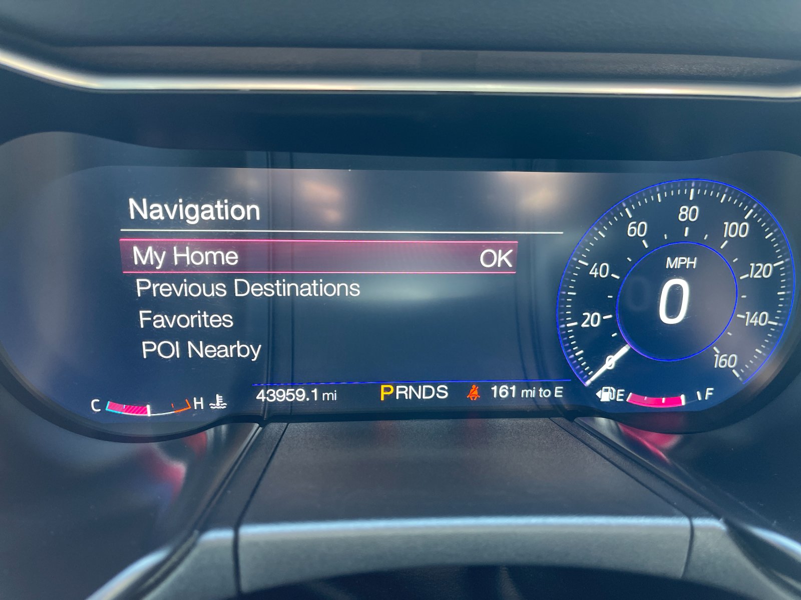 Used 2022 White Ford GT Premium image 29