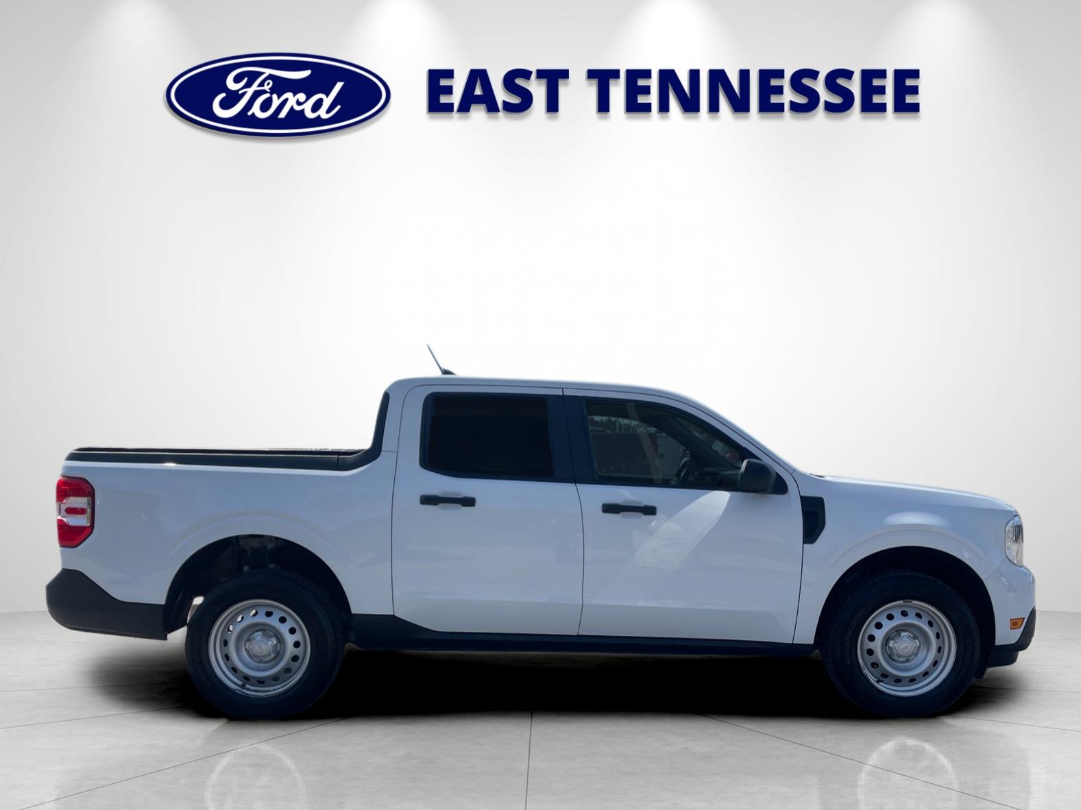 Used 2023 White Ford XL image 2