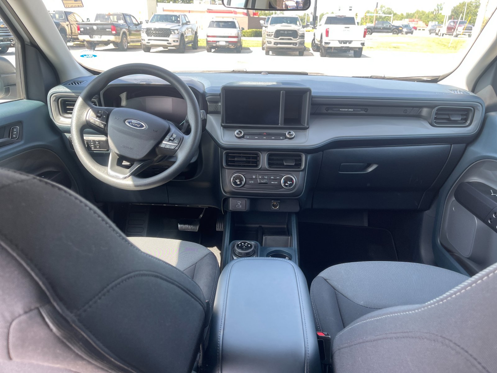 Used 2023 White Ford XL image 15