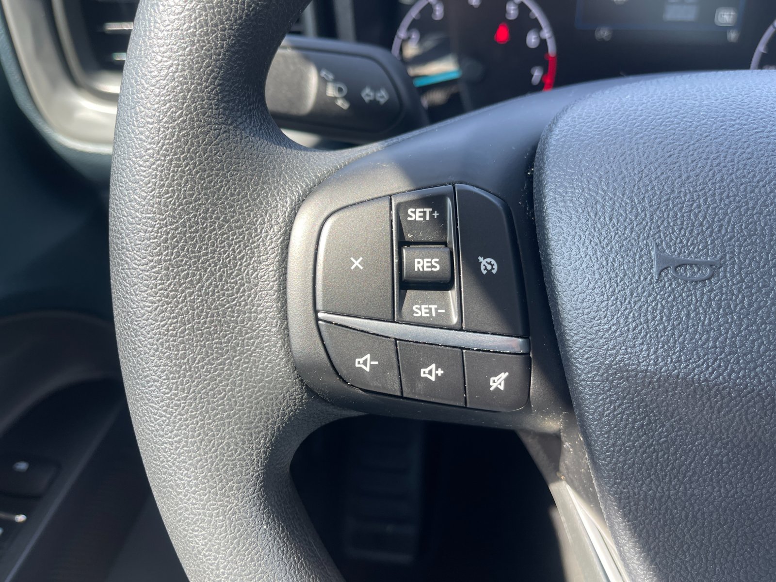 Used 2023 White Ford XL image 26