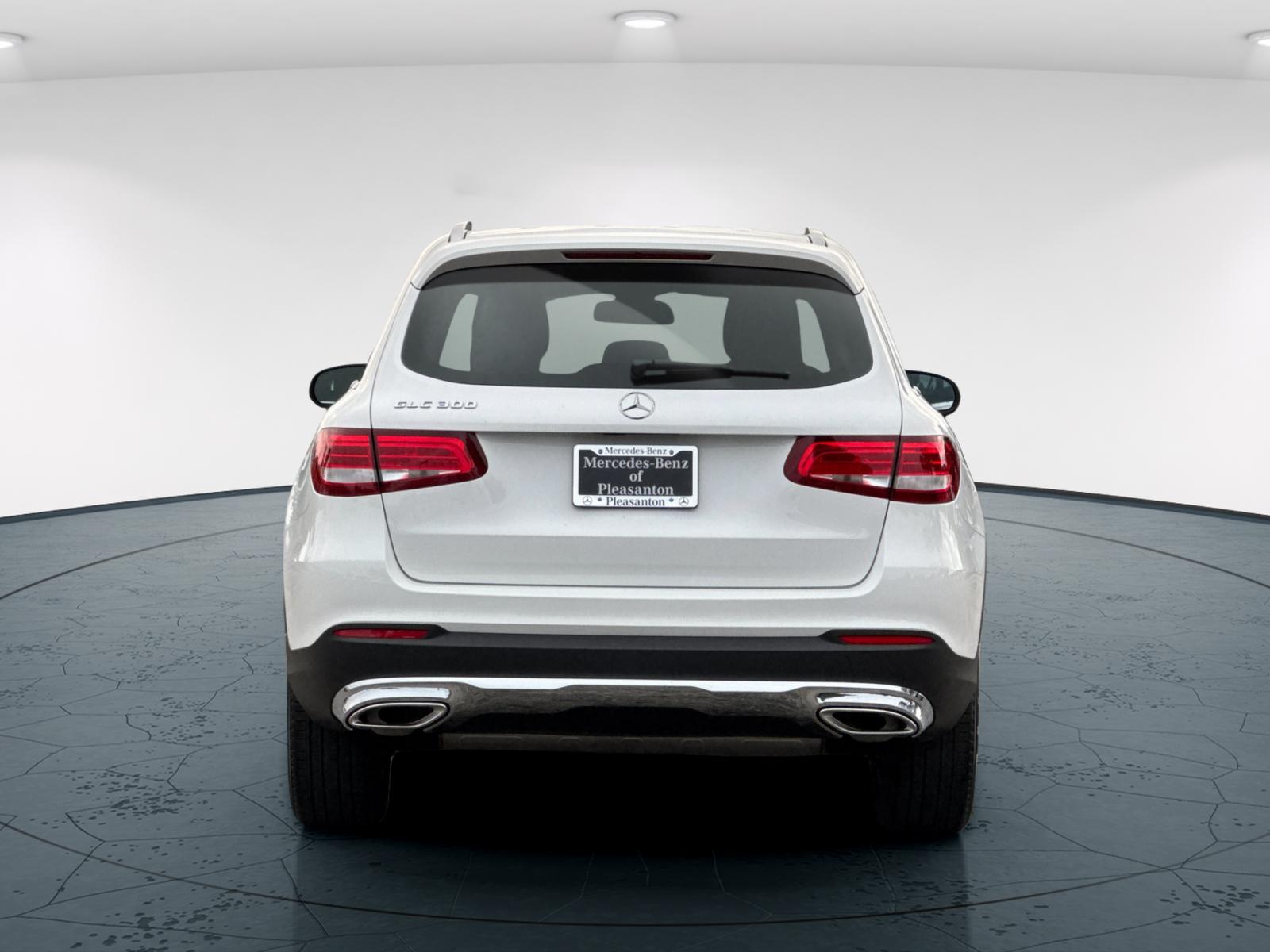 Used 2017 Polar White Mercedes-Benz GLC 300 4D Sport Utility image 6