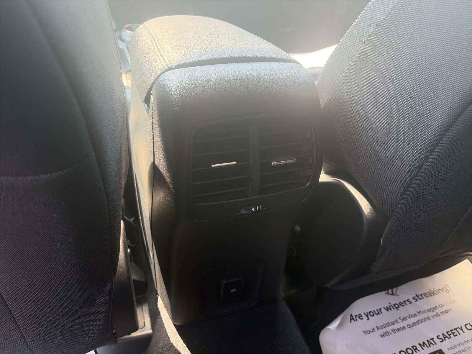 Used 2020 Red Ford SE image 15