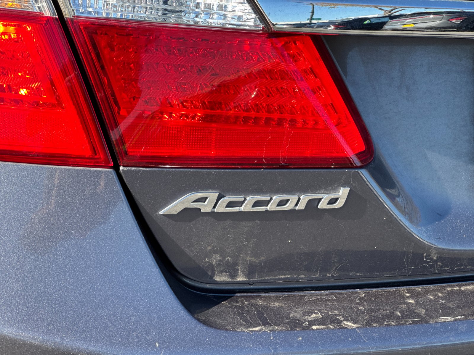 Used 2015 Gray Honda LX image 23