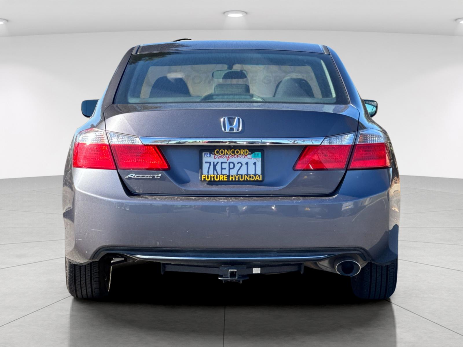 Used 2015 Gray Honda LX image 4