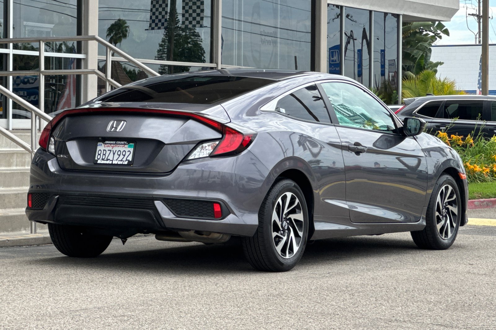 Certified Used 2017 Polished Metal Metallic Honda LX-P image 4