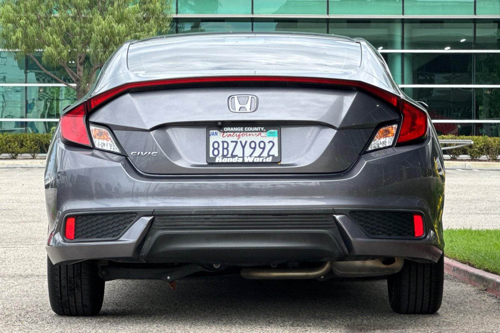 Certified Used 2017 Polished Metal Metallic Honda LX-P image 5