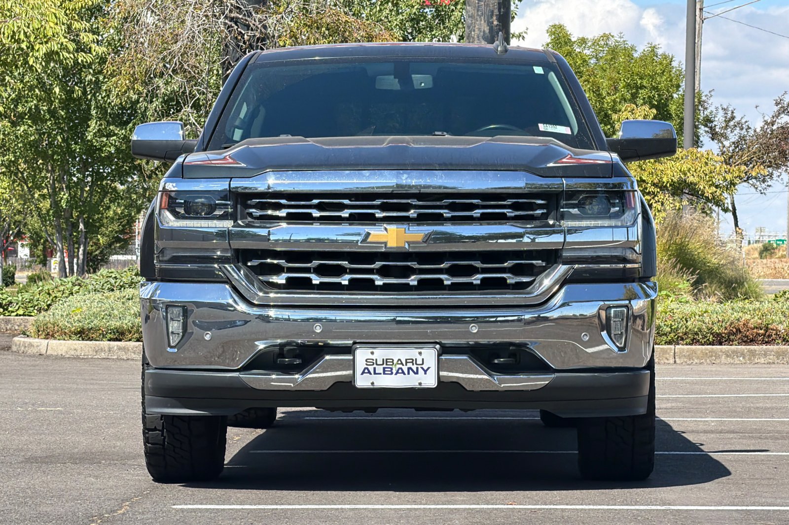 Used 2018 Gray Chevrolet LTZ image 9