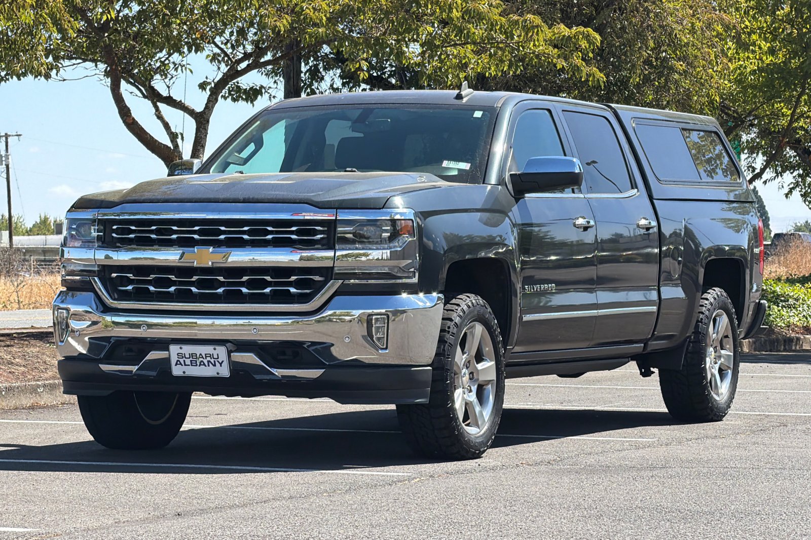 Used 2018 Gray Chevrolet LTZ image 8
