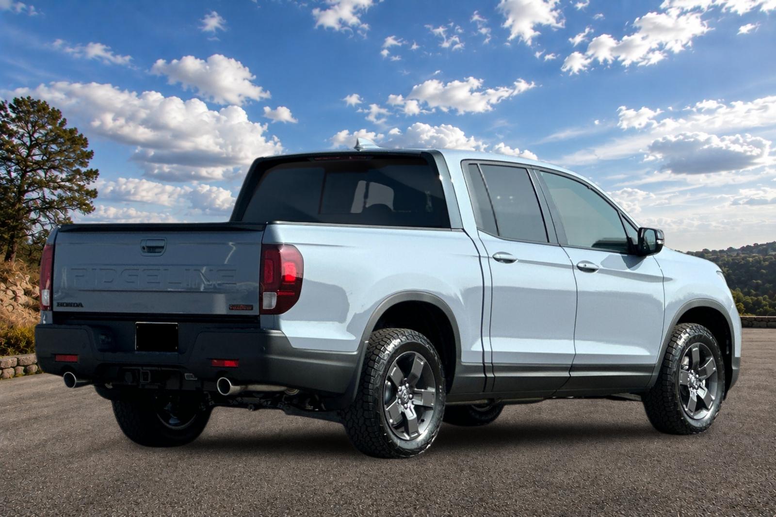 New 2026 Sonic Gray Pearl Honda TrailSport image 4