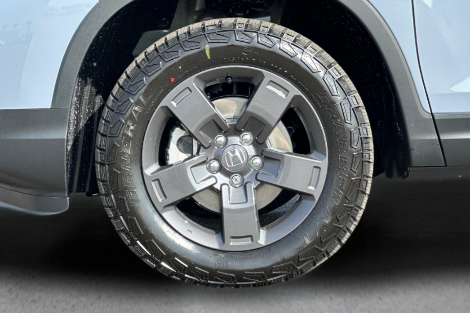 New 2026 Sonic Gray Pearl Honda TrailSport image 33