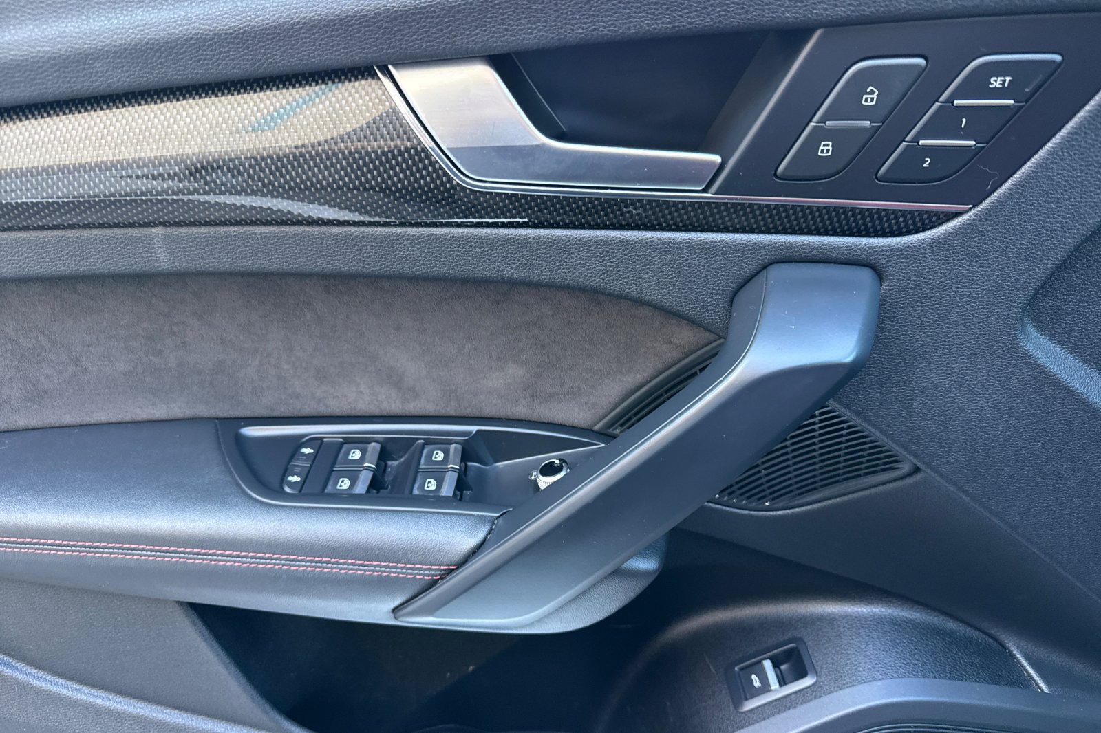 Used 2019 Daytona Gray Pearl Effect Audi 3.0T Prestige image 15
