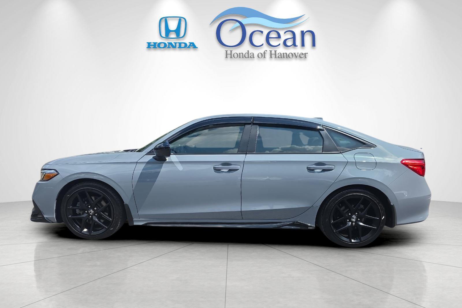 Used 2023 Sonic Gray Pearl Honda Si image 6