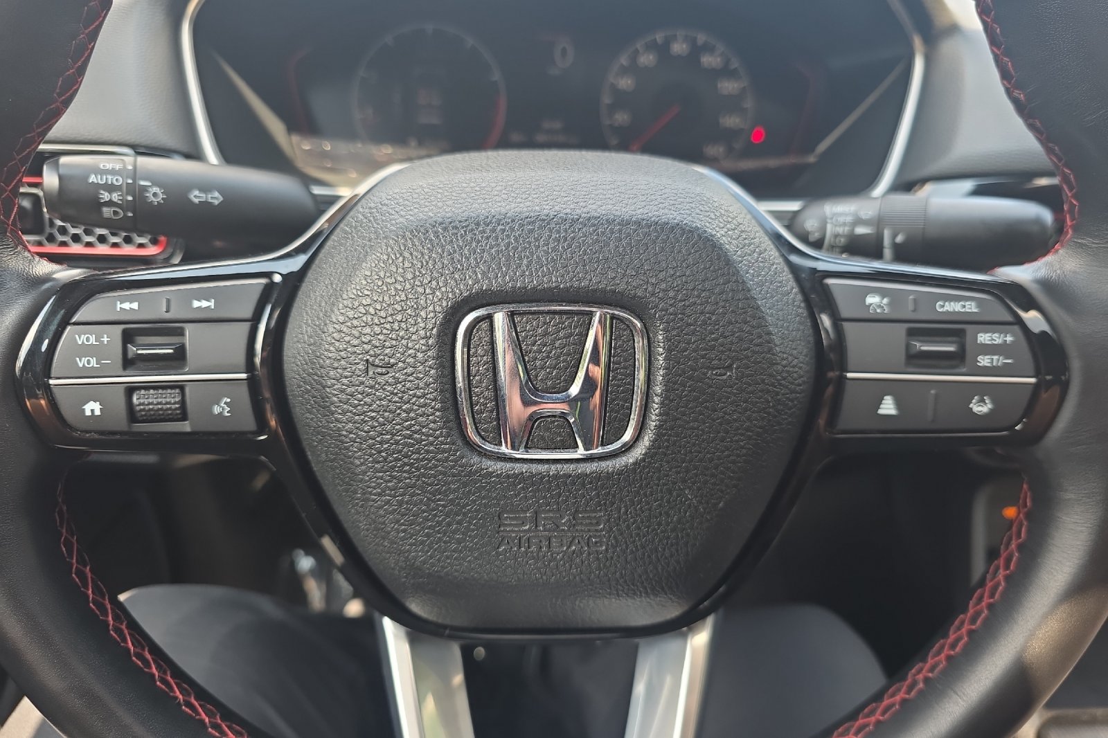 Used 2023 Sonic Gray Pearl Honda Si image 22