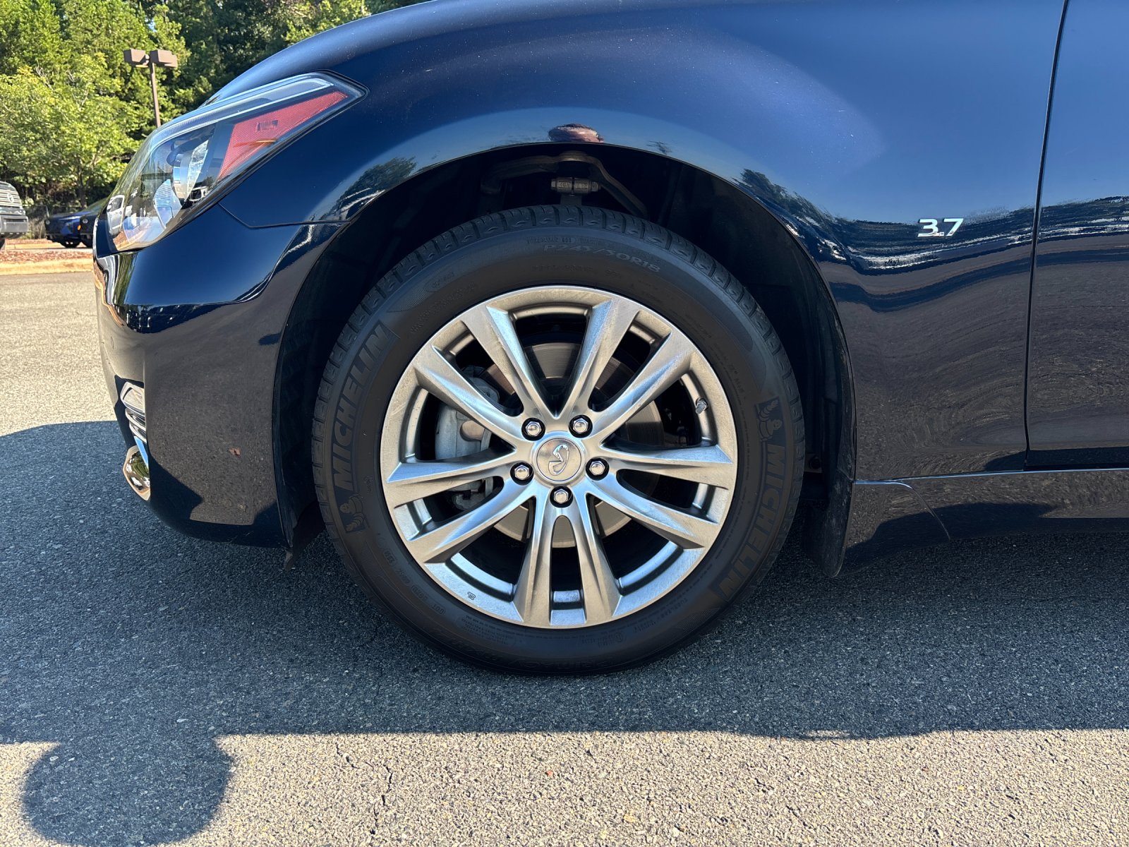 Used 2019 Hermosa Blue INFINITI 3.7 LUXE image 7