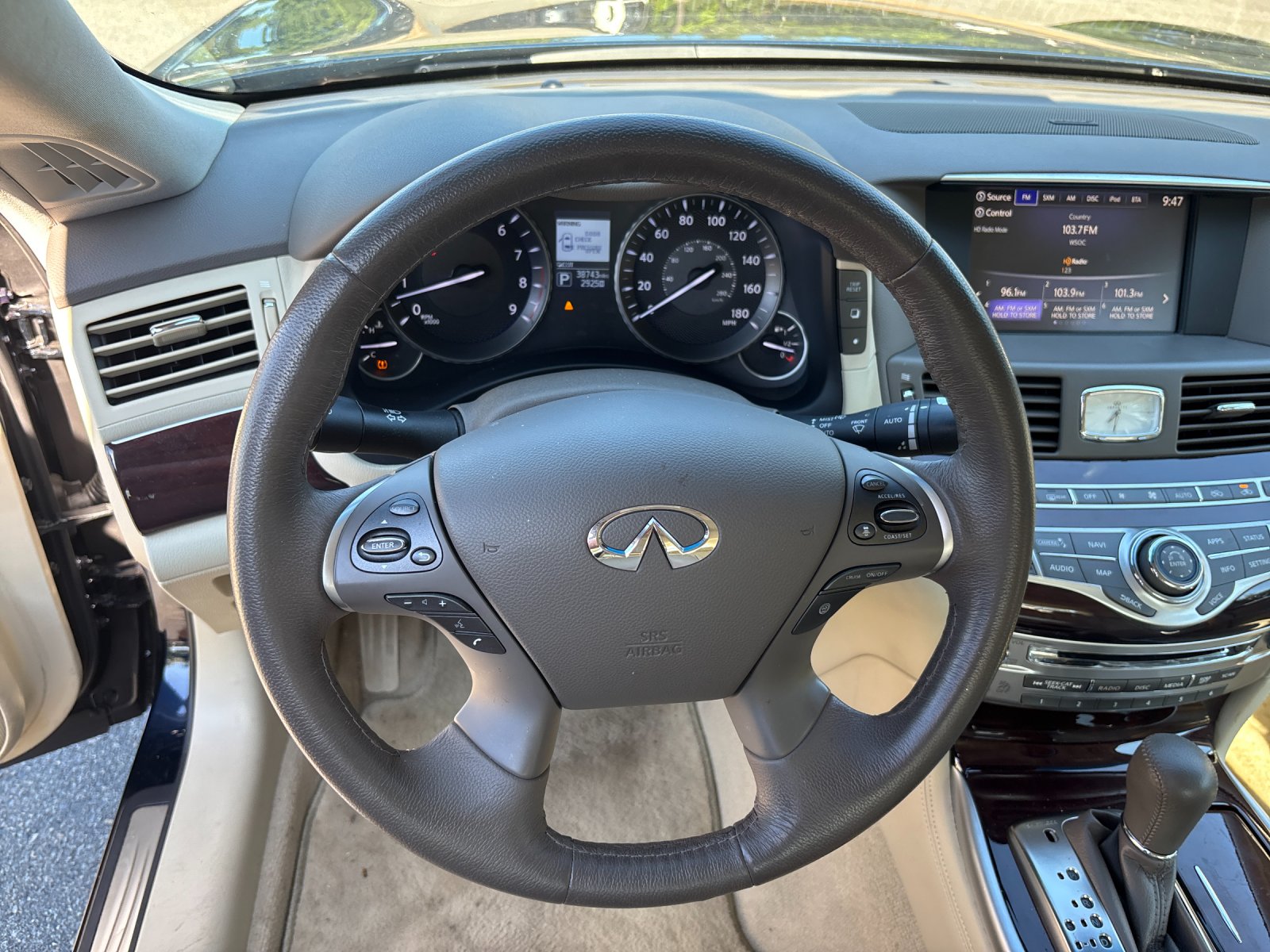 Used 2019 Hermosa Blue INFINITI 3.7 LUXE image 15